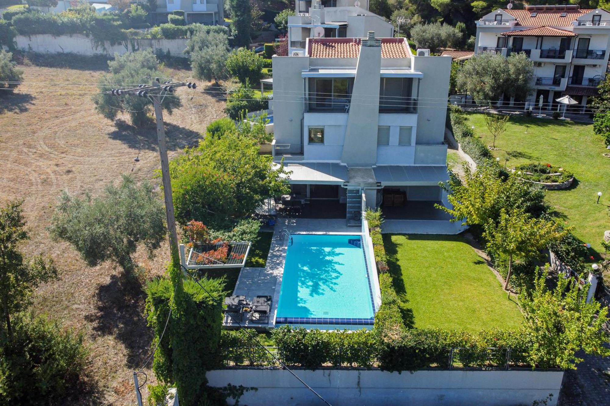 Deluxe Chrousso Pool Villa Paliouri Exterior photo